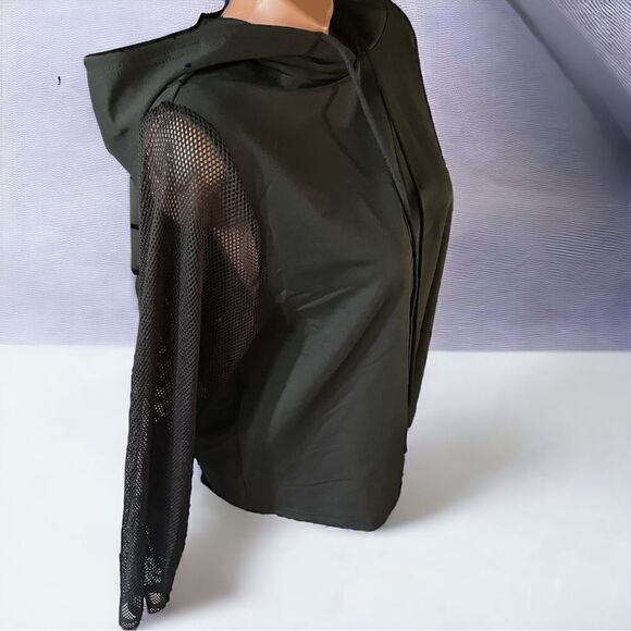 Fishnet Sleeves Hoodie l Black Cropped  l 1X l NWOT - Picture 4 of 10